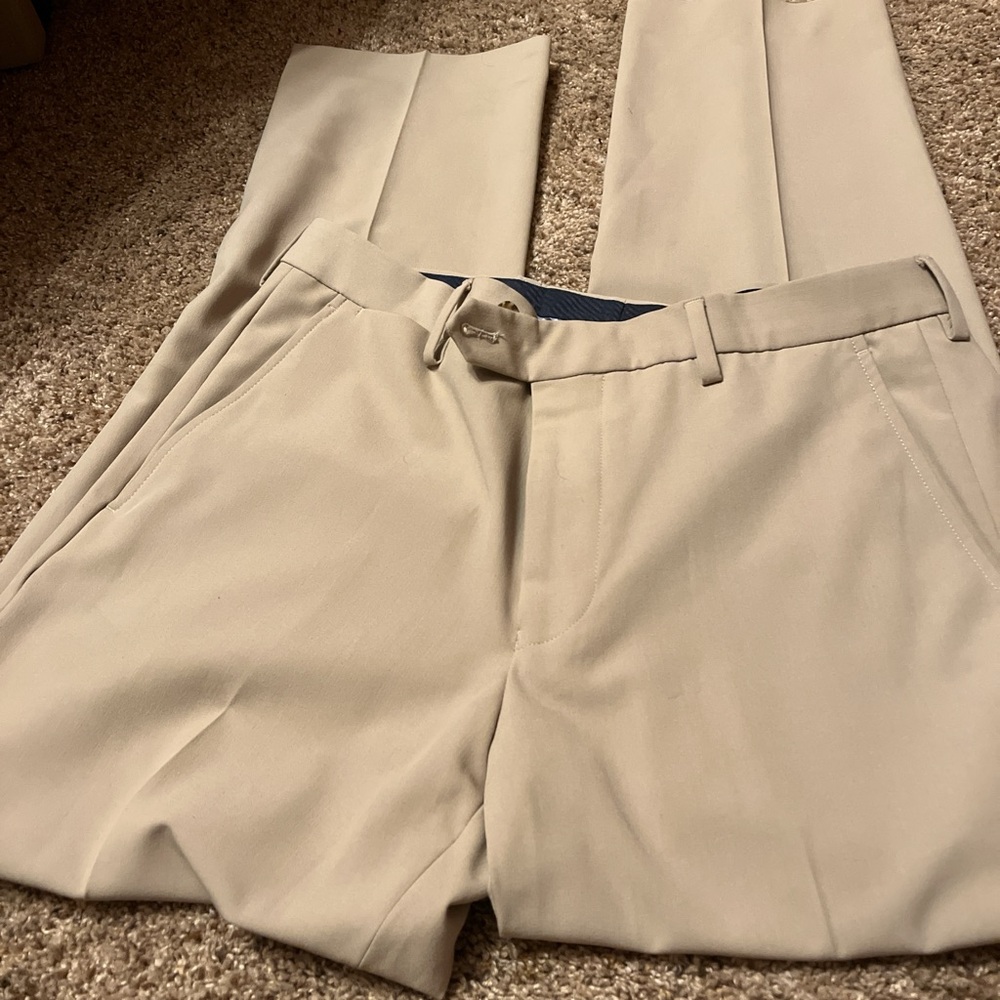 Nautica men’s khaki dress 👖 pants